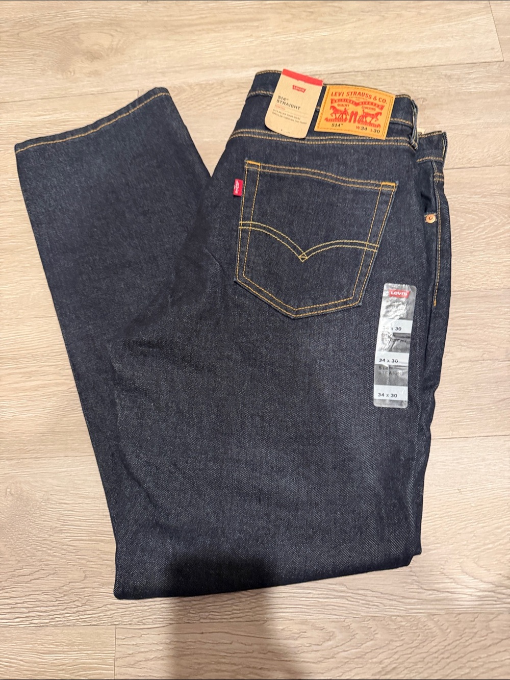 Levi's Men's size waist 34 and length 30 Dark Indigo Straight Leg Jeans